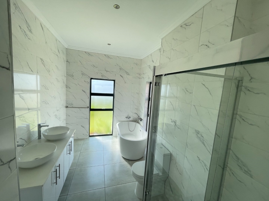 4 Bedroom Property for Sale in Wild Olive Estate Free State